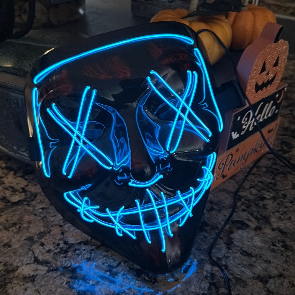 Halloween Blue Flash Light up mask with controller